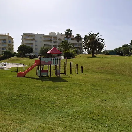 Mara's Sunny Place Апартаменты Алвор