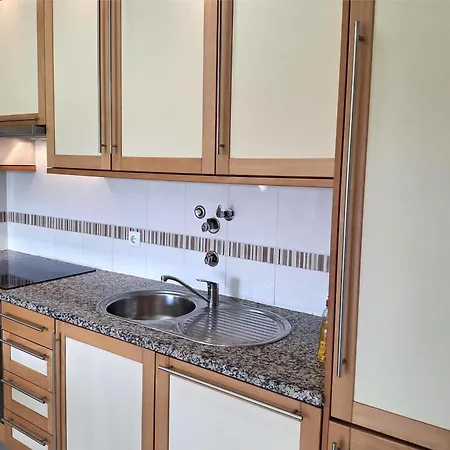 Mara's Sunny Place Апартаменты Алвор